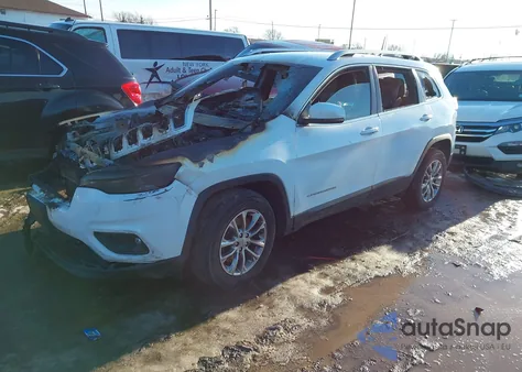 2020 Jeep Cherokee Latitude Plus 4X4 z USA, uszkodzony, nr VIN 1C4PJMLB7LD619966